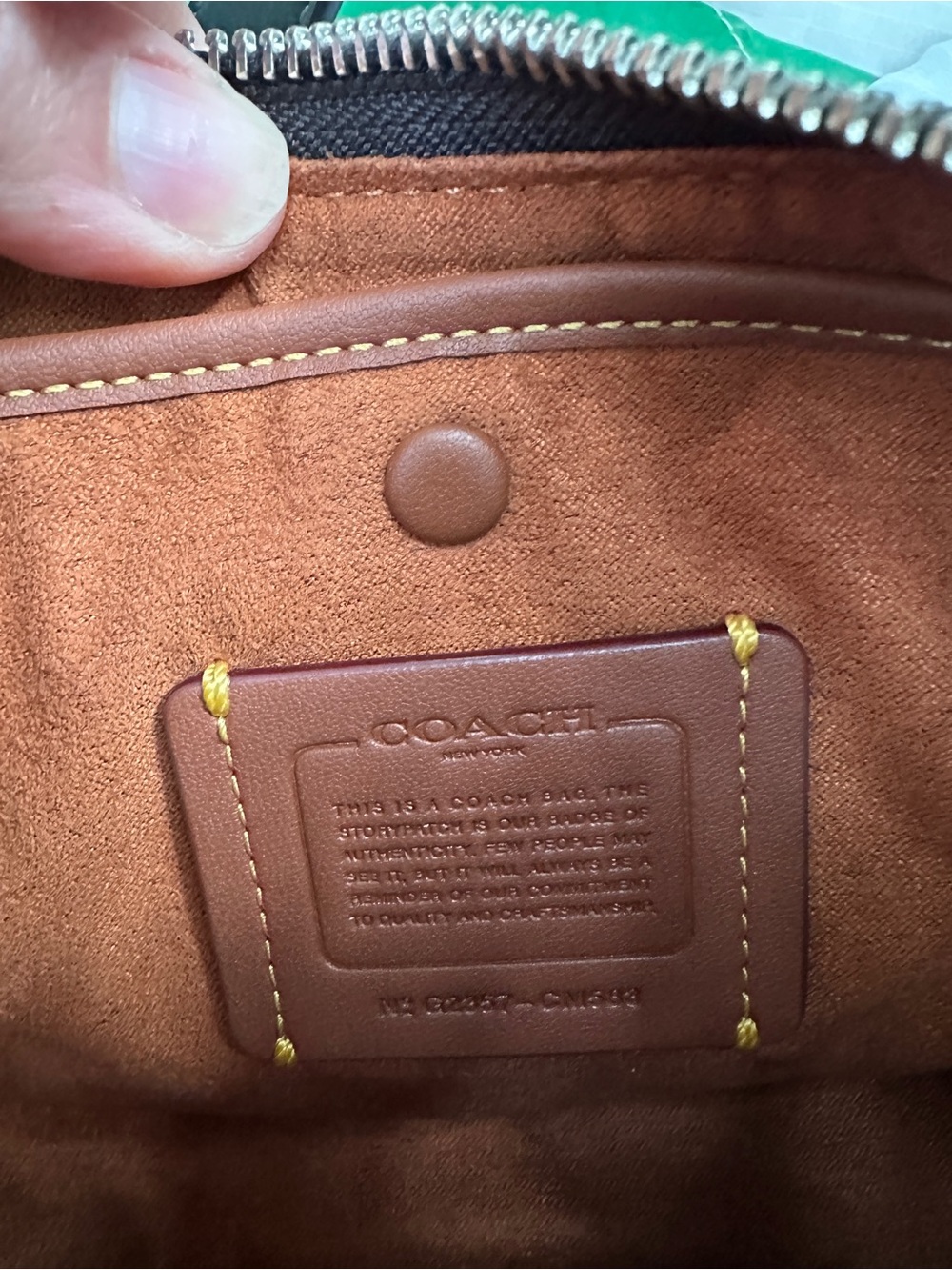 COACH Mira glovetanned leather - Picture 6 of 9